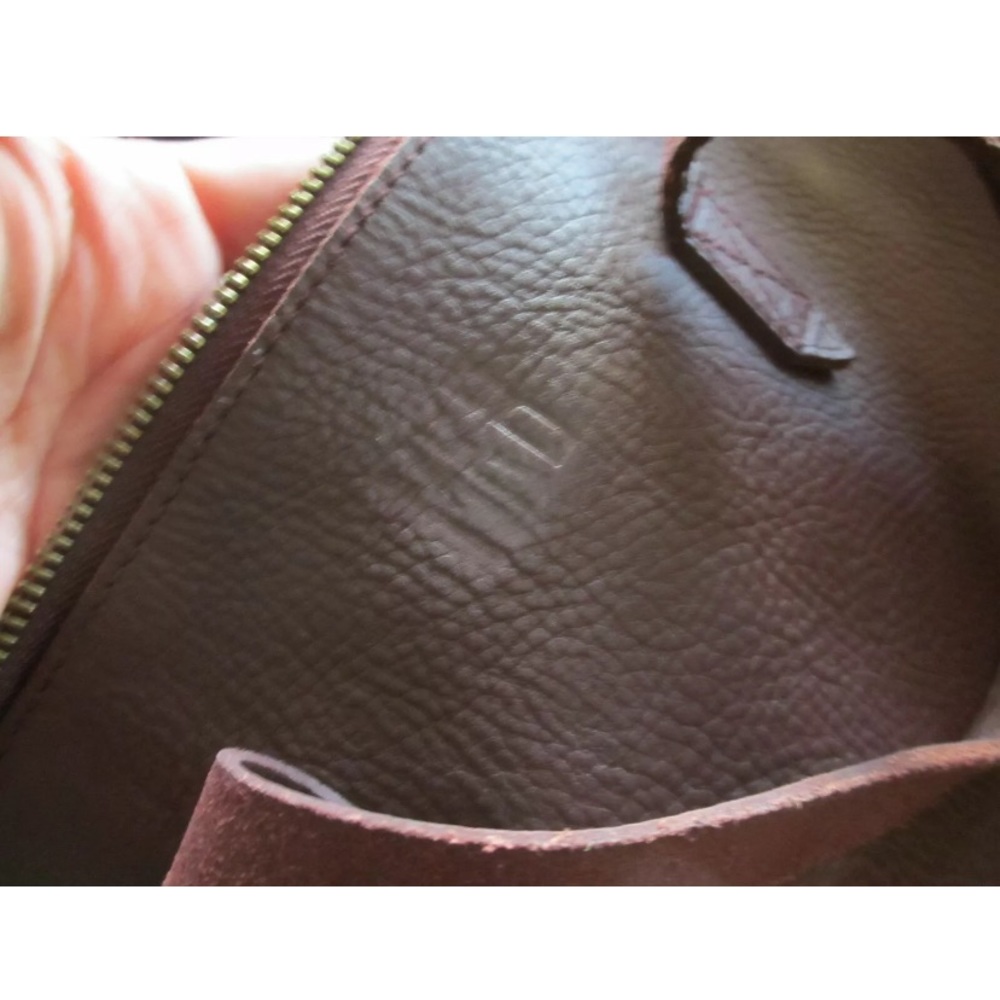Women's Leather Tote Bag in Burgundy - Picture 7 of 8